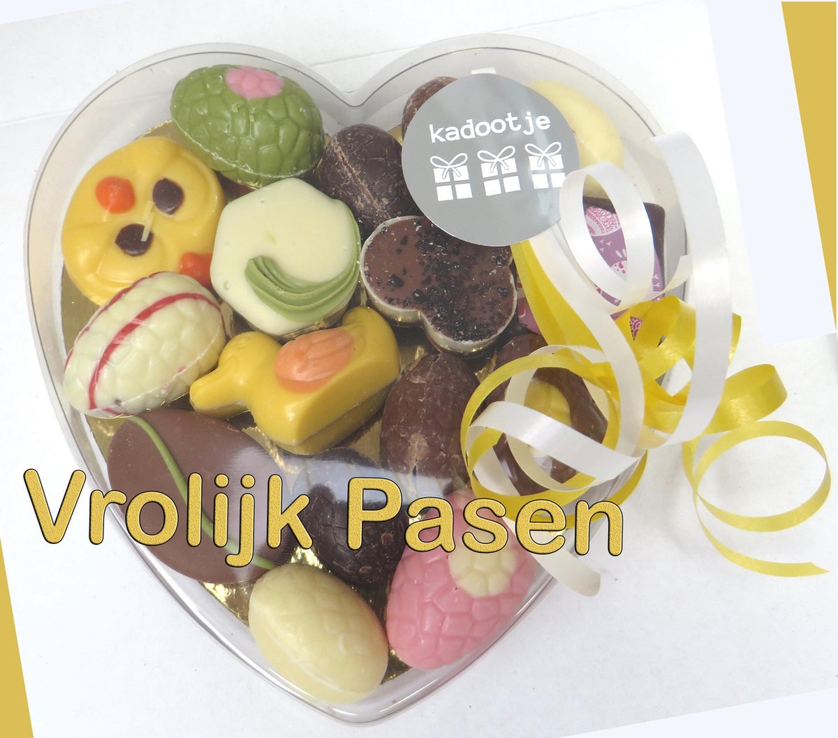 Paas hart gevuld met handgemaakte bonbons - Chocolade cadeau Pasen chocola